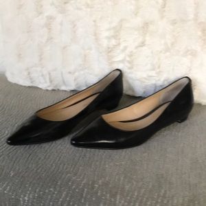 Ivanka Trump black leather flats